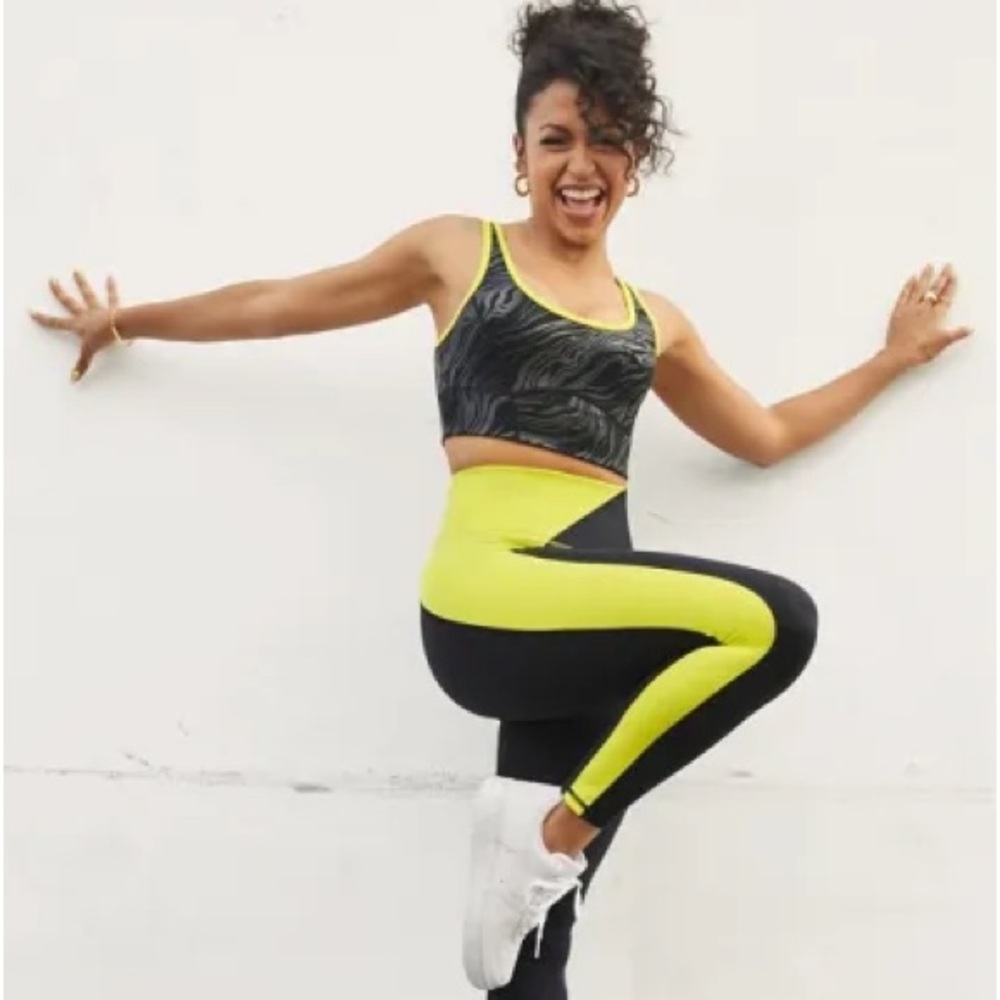 Fabletics Liza Koshy Rahel Workout Set In Small